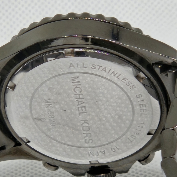 Michael Kors Everest Chronograph Watch - Picture 12 of 15